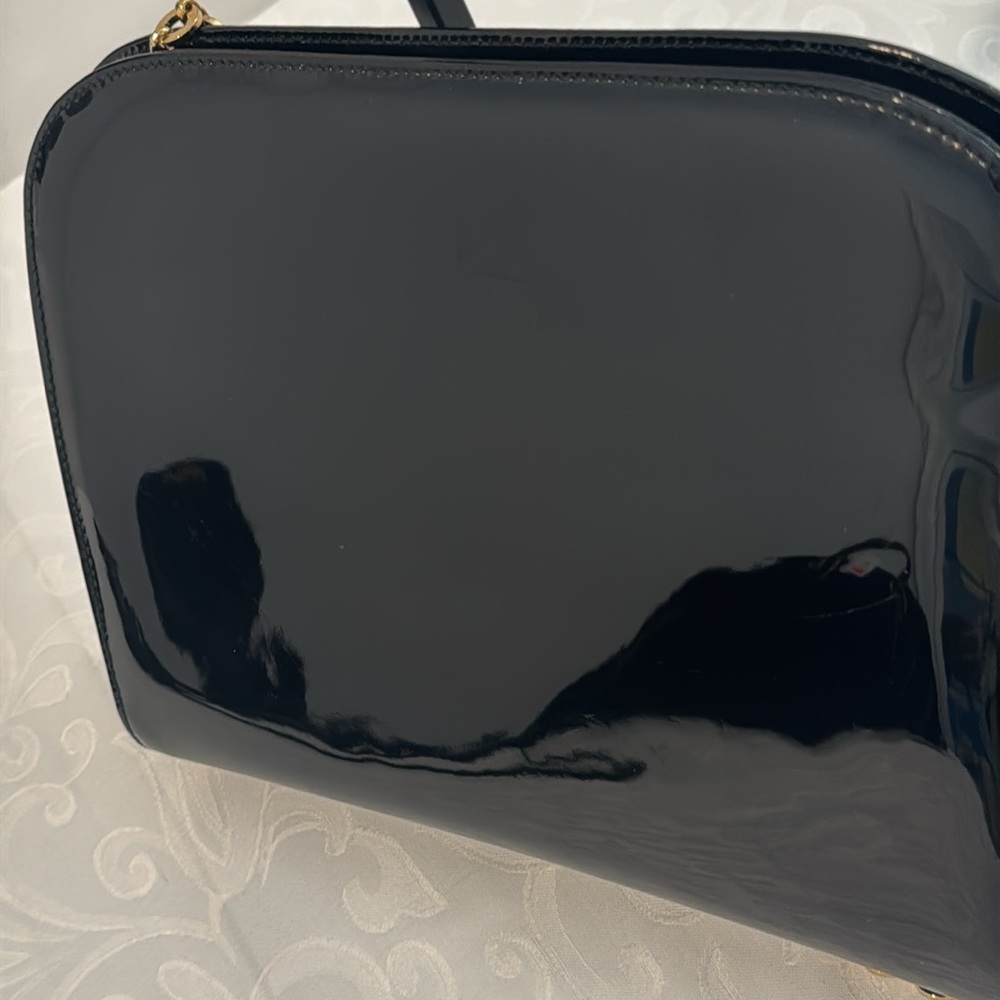 Salvatore Ferragamo Black Patent Leather Gold Chain Shoulder Bag - Picture 5 of 13